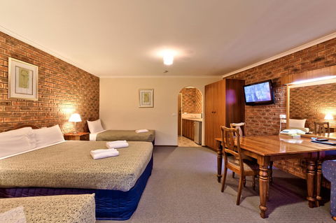 Hume Country Motor Inn - Accommodation QLD 40