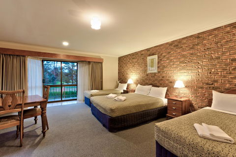Hume Country Motor Inn - Accommodation QLD 42