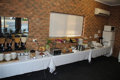 Hume Country Motor Inn - Accommodation QLD 7