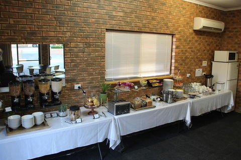 Hume Country Motor Inn - Accommodation QLD 20