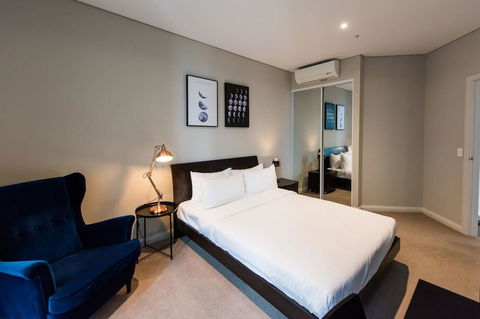 180Â° Water View Three Bedroom (wooden Furniture) - Accommodation QLD 8