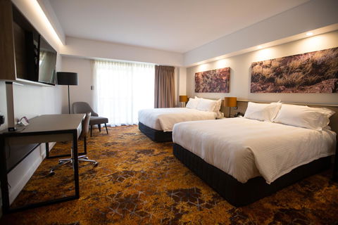 Crowne Plaza Alice Springs Lasseters, An IHG Hotel - Accommodation QLD 41