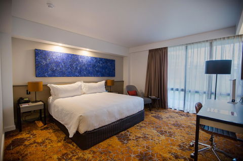 Crowne Plaza Alice Springs Lasseters, An IHG Hotel - Accommodation QLD 27