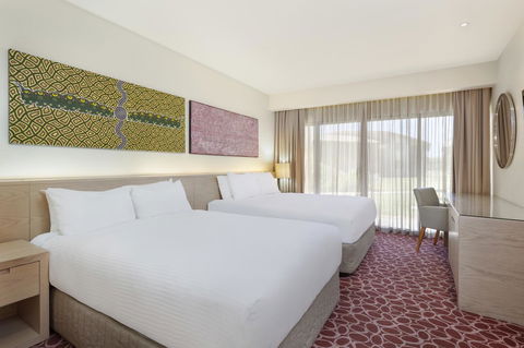 Crowne Plaza Alice Springs Lasseters, An IHG Hotel - Accommodation QLD 8