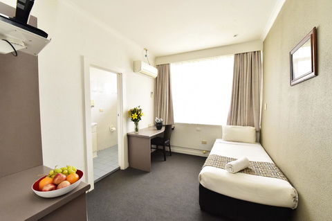 Diplomat Hotel Alice Springs - Accommodation QLD 35