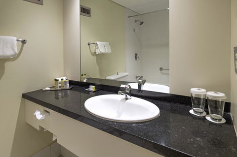 DoubleTree By Hilton Alice Springs - Accommodation QLD 22