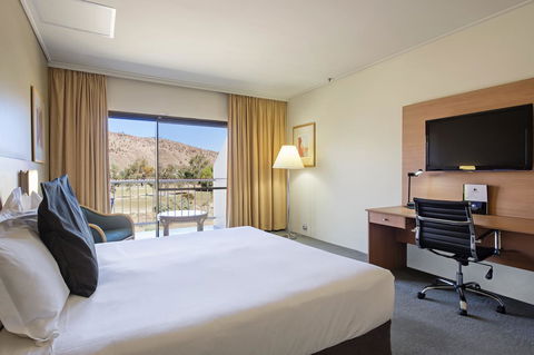 DoubleTree By Hilton Alice Springs - Accommodation QLD 9