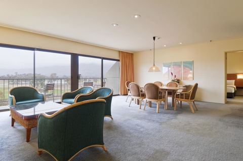 DoubleTree By Hilton Alice Springs - Accommodation QLD 35