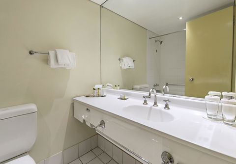 DoubleTree By Hilton Alice Springs - Accommodation QLD 25