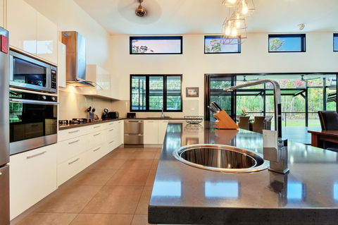 'Tropical Oasis - Darwin NT - Accommodation QLD 6