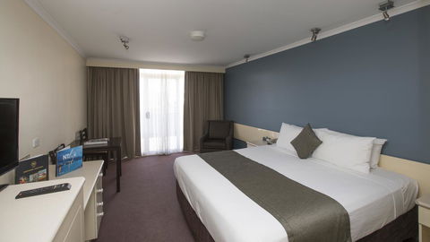 Stay At Alice Springs Hotel - Accommodation QLD 3