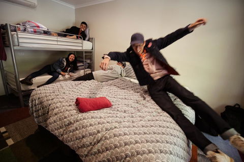 Jump Inn Alice Budget Accommodation - Accommodation QLD 14