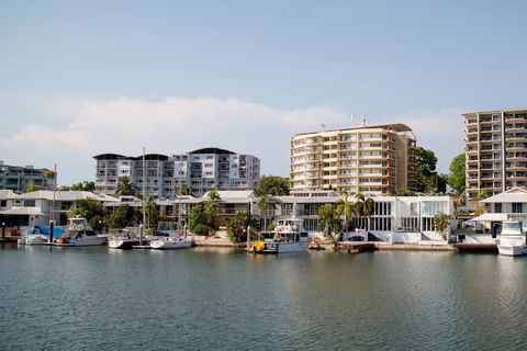 Cullen Bay Resorts - Accommodation QLD 15