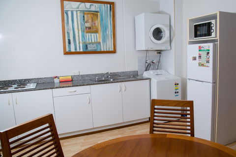 Cullen Bay Resorts - Accommodation QLD 5