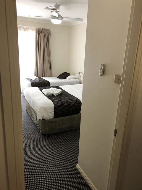 Beaches Serviced Apartments - Accommodation QLD 4