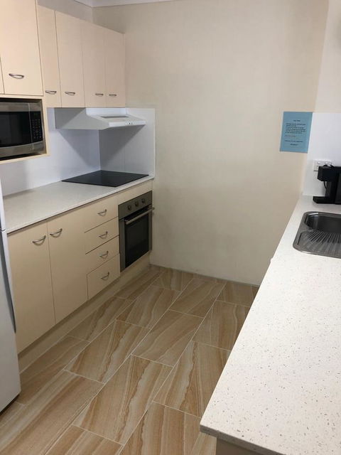 Beaches Serviced Apartments - Accommodation QLD 11