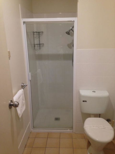 Beaches Serviced Apartments - Accommodation QLD 23