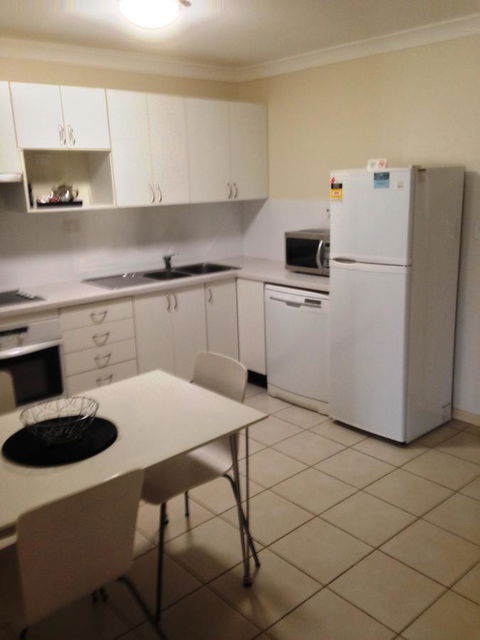 Beaches Serviced Apartments - Accommodation QLD 34