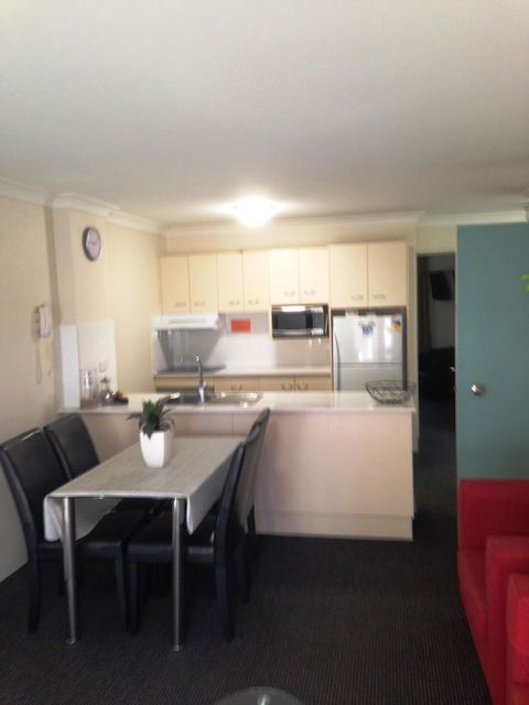 Beaches Serviced Apartments - Accommodation QLD 37