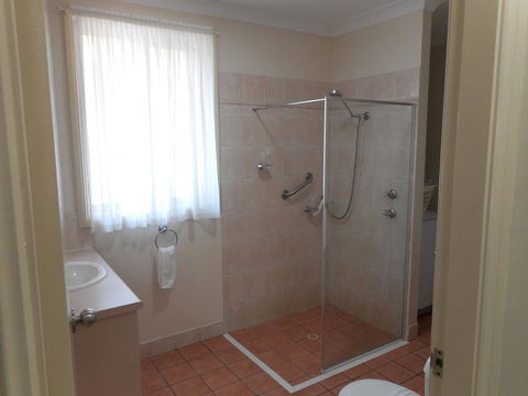 Beaches Serviced Apartments - Accommodation QLD 24