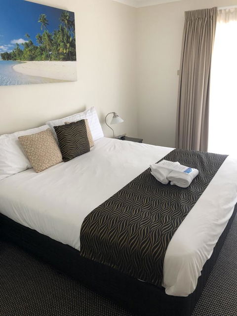 Beaches Serviced Apartments - Accommodation QLD 6