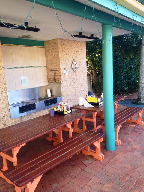 Beaches Serviced Apartments - Accommodation QLD 41