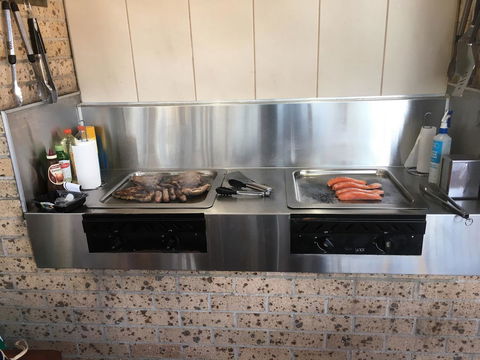 Beaches Serviced Apartments - Accommodation QLD 16