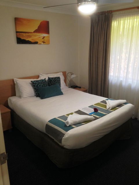 Beaches Serviced Apartments - Accommodation QLD 39