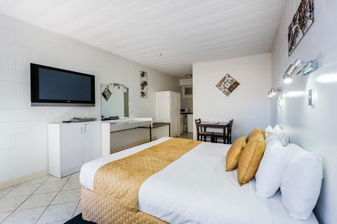 Elkira Court Motel - Accommodation QLD 8