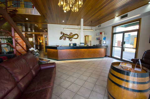 Elkira Court Motel - Accommodation QLD 9