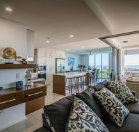 ZEN BY THE WATER - Esplanade Darwin Retreat - Accommodation QLD