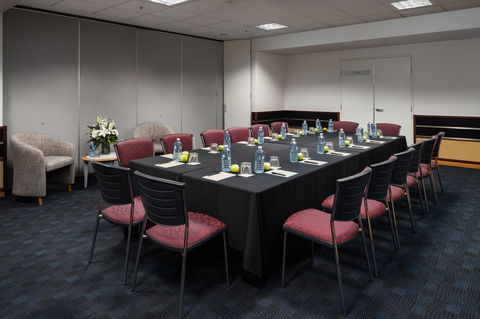 Rydges Darwin Central - Accommodation QLD 24