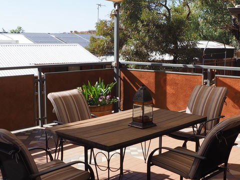 Wilmots On Dixon - Accommodation QLD 7
