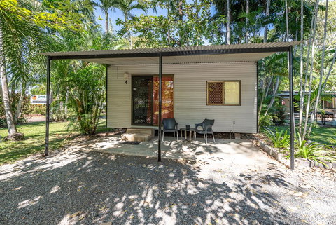 Oasis Tourist Park - Accommodation QLD 11