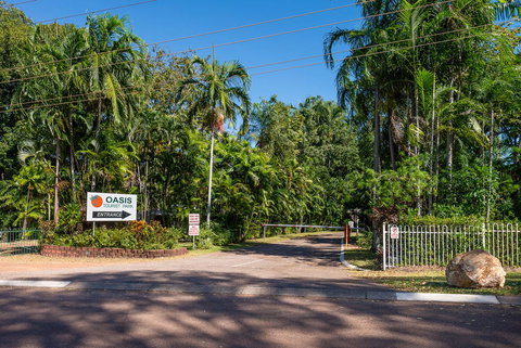 Oasis Tourist Park - Accommodation QLD 24