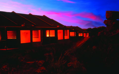 Discovery Resorts - Kings Canyon - Accommodation QLD 29