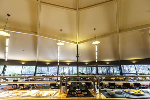 Discovery Resorts - Kings Canyon - Accommodation QLD 9