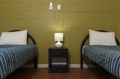 Discovery Resorts - Kings Canyon - Accommodation QLD 32