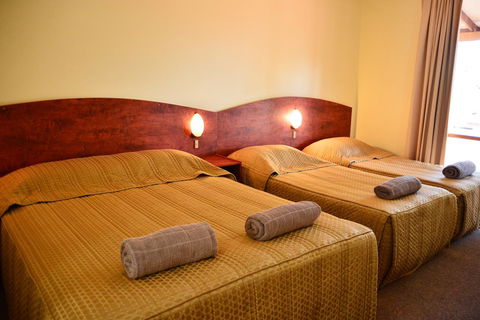 Erldunda Desert Oaks Resort - Accommodation QLD 38