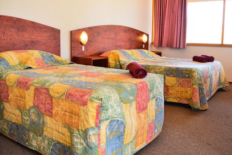 Erldunda Desert Oaks Resort - Accommodation QLD 34