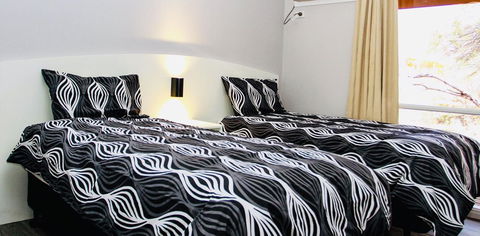 Erldunda Desert Oaks Resort - Accommodation QLD 2