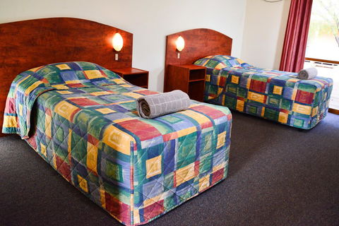 Erldunda Desert Oaks Resort - Accommodation QLD 35