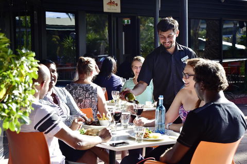 Mercure Alice Springs Resort - Accommodation QLD 21