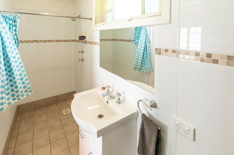 Glen Helen Lodge - Accommodation QLD 27