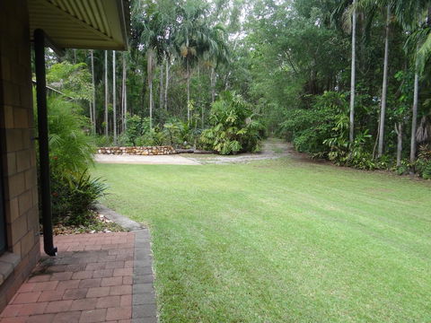 DARWIN'S SHADY ACRES RETREAT - Accommodation QLD 9
