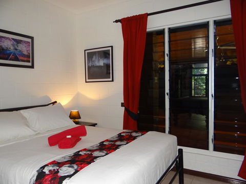 DARWIN'S SHADY ACRES RETREAT - Accommodation QLD 36