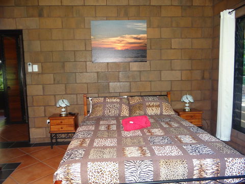 DARWIN'S SHADY ACRES RETREAT - Accommodation QLD 37