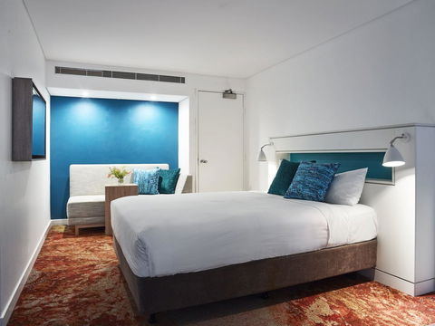 The Lost Camel Hotel - Accommodation QLD 2