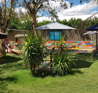 Alice's Secret Travellers Inn - Accommodation QLD