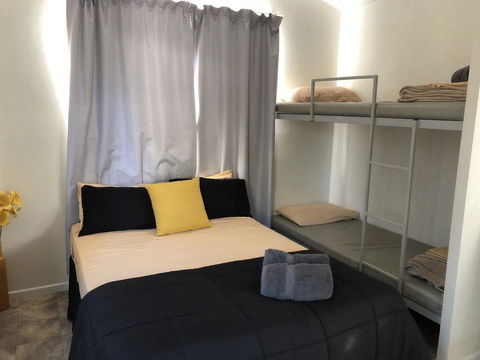 Mataranka Roadhouse - Accommodation QLD 9